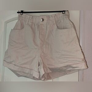 H&M Women's high waisted-elastic band shorts